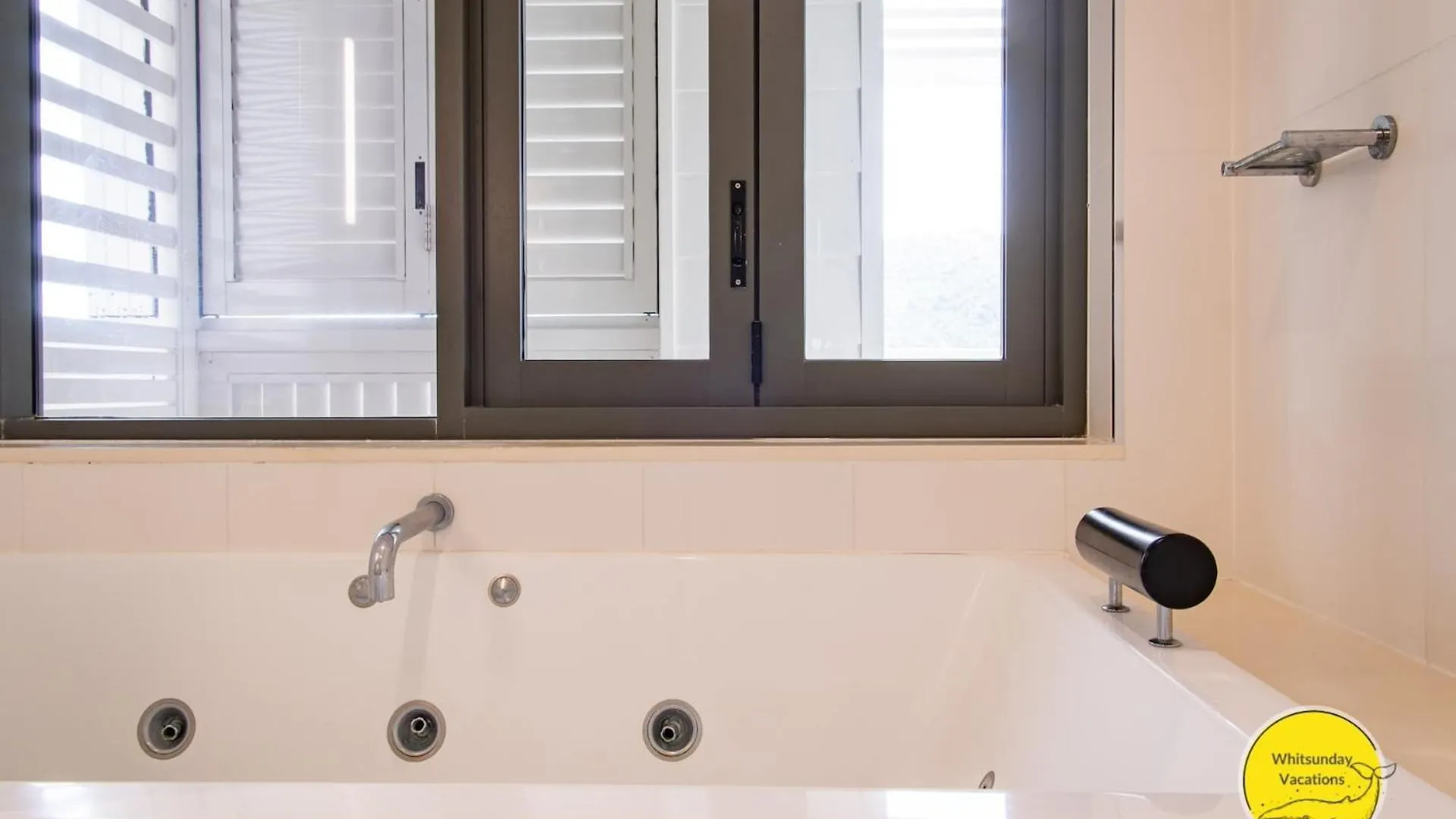 公寓 2 Bedroom Penthouse At The Boathouse 埃尔利海滩
